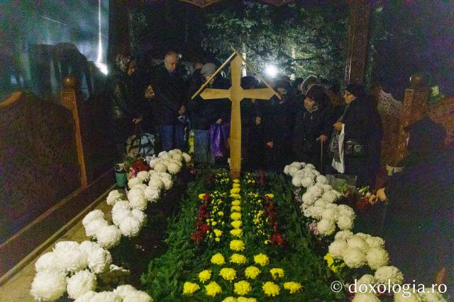 Priveghere în cinstea Sfântului Cuvios Mărturisitor Arsenie la Mănăstirea Prislop