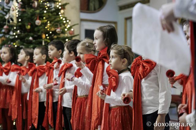 Grădinița 20 Iași – Colindători la Reședința Mitropolitană 2025