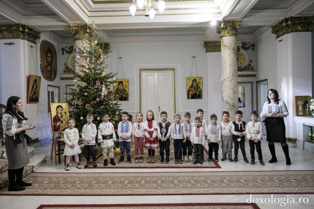 Grădinița 20 Iași – Colindători la Reședința Mitropolitană 2025