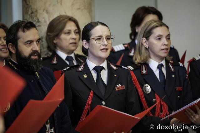 Corul ISU – Colindători la Reședința Mitropolitană 2025