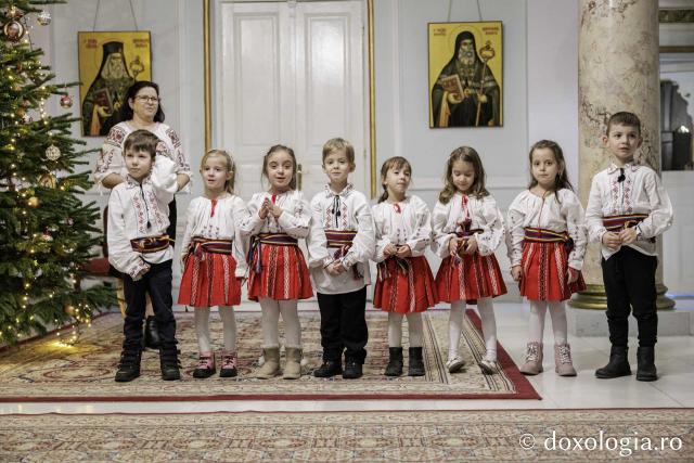 Grădinița nr. 11 din Iași – Colindători la Reședința Mitropolitană 2025