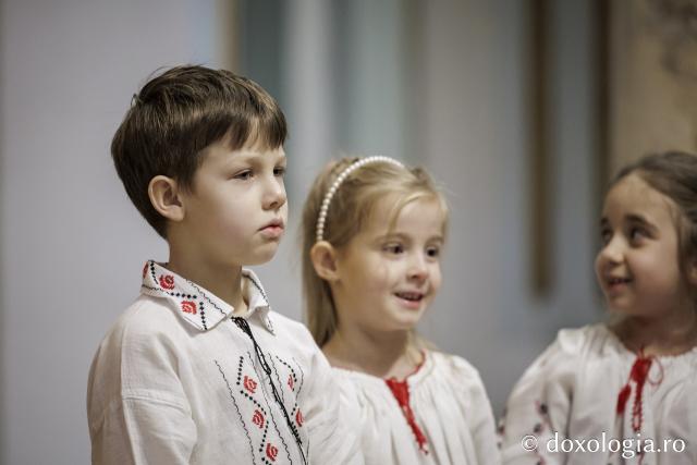 Grădinița nr. 11 din Iași – Colindători la Reședința Mitropolitană 2025