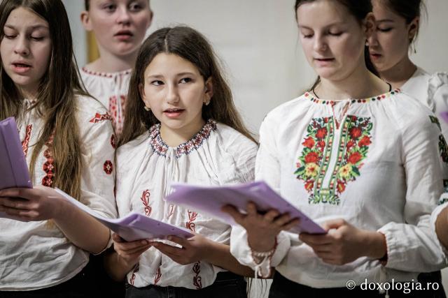 Școala Profesională Focuri – Colindători la Reședința Mitropolitană 2025