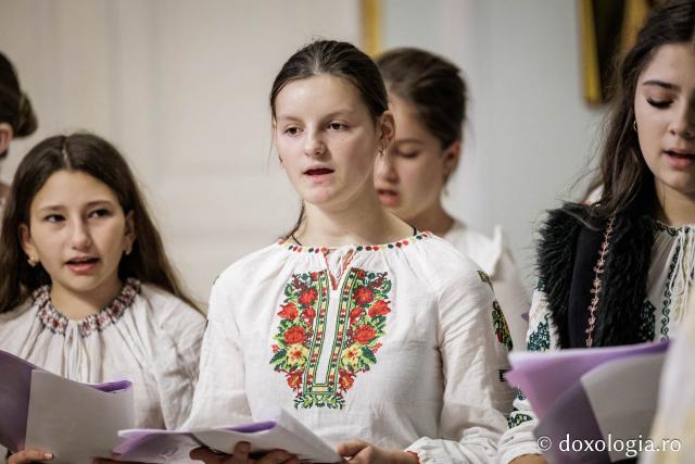 Școala Profesională Focuri – Colindători la Reședința Mitropolitană 2025