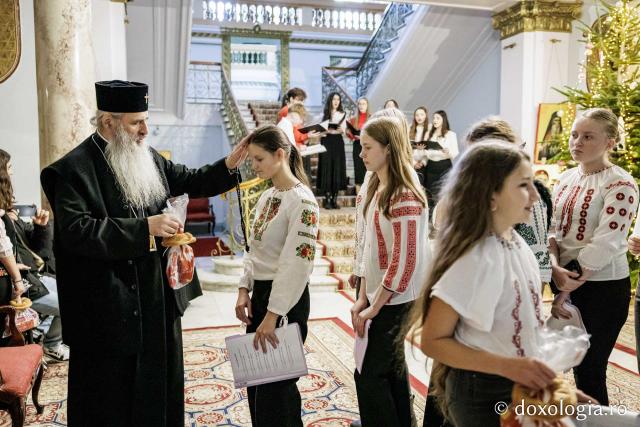 Școala Profesională Focuri – Colindători la Reședința Mitropolitană 2025