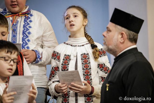 Parohia Vrătești – Colindători la Reședința Mitropolitană 2025