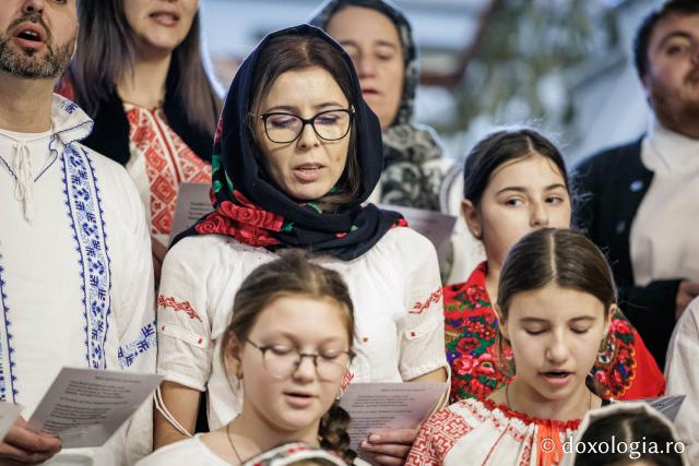 Parohia Vrătești – Colindători la Reședința Mitropolitană 2025