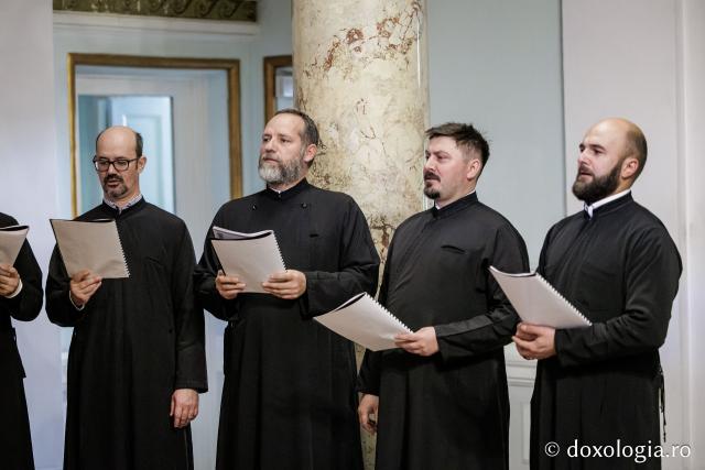 Corul Apostolii – Colindători la Reședința Mitropolitană 2025