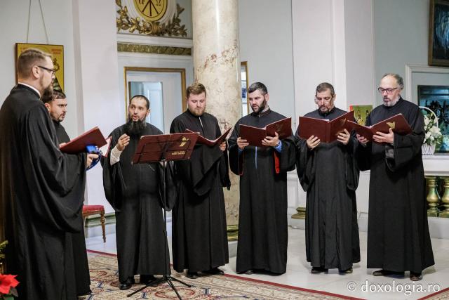 Grupul psaltic „Roman Melodul" din Săveni – Colindători la Reședința Mitropolitană 2025