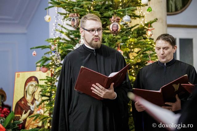 Grupul psaltic „Roman Melodul" din Săveni – Colindători la Reședința Mitropolitană 2025