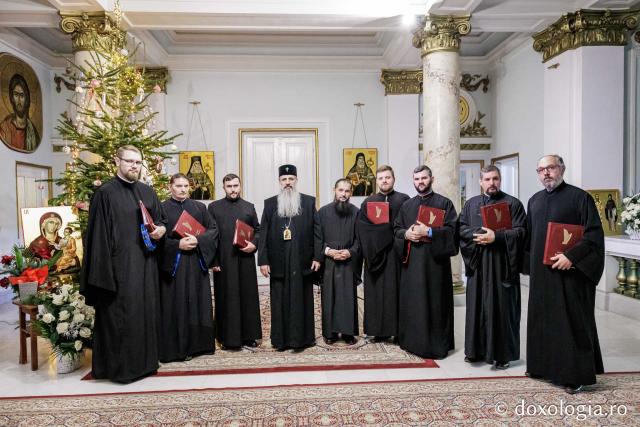 Grupul psaltic „Roman Melodul" din Săveni – Colindători la Reședința Mitropolitană 2025
