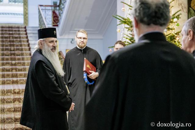 Grupul psaltic „Roman Melodul" din Săveni – Colindători la Reședința Mitropolitană 2025