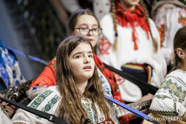  Parohia Rădeni din Protopopiatul Tg. Neamț – Colindători la Reședința Mitropolitană 2025