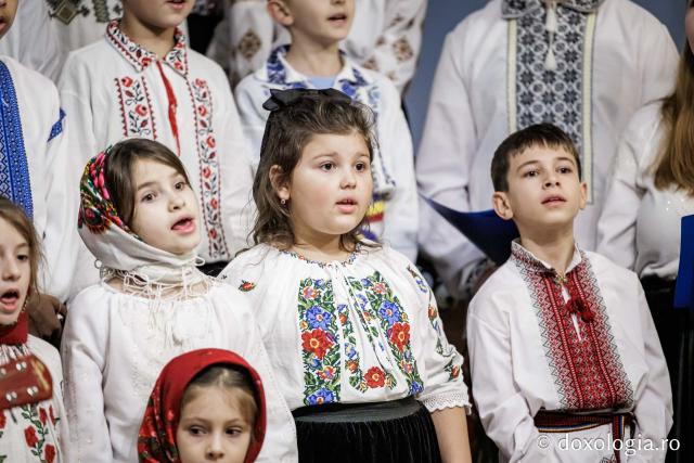  Parohia Rădeni din Protopopiatul Tg. Neamț – Colindători la Reședința Mitropolitană 2025