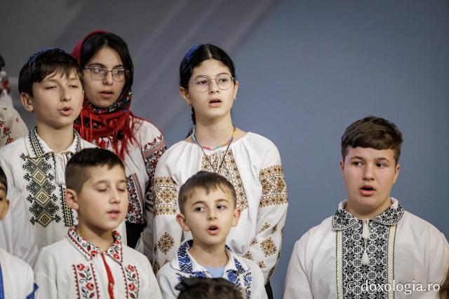  Parohia Rădeni din Protopopiatul Tg. Neamț – Colindători la Reședința Mitropolitană 2025