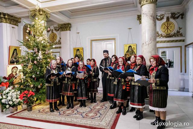 Parohia Focuri – Colindători la Reședința Mitropolitană 2025