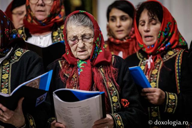 Parohia Focuri – Colindători la Reședința Mitropolitană 2025