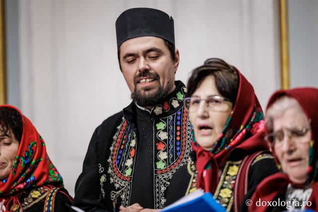 Parohia Focuri – Colindători la Reședința Mitropolitană 2025