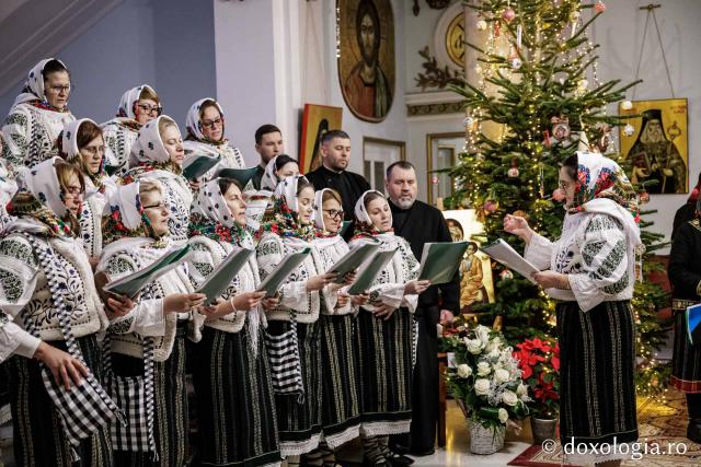 Corul Bucuria Credinței din Parohia Ciurea – Colindători la Reședința Mitropolitană 2025