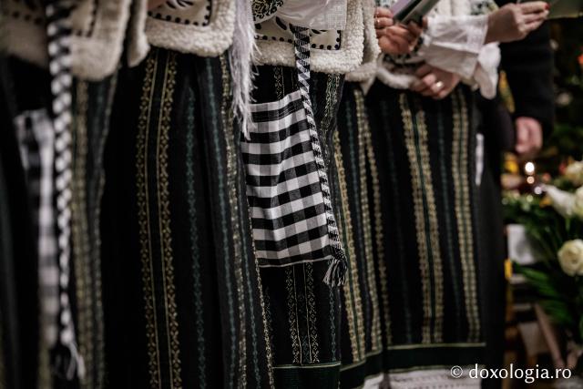 Corul Bucuria Credinței din Parohia Ciurea – Colindători la Reședința Mitropolitană 2025