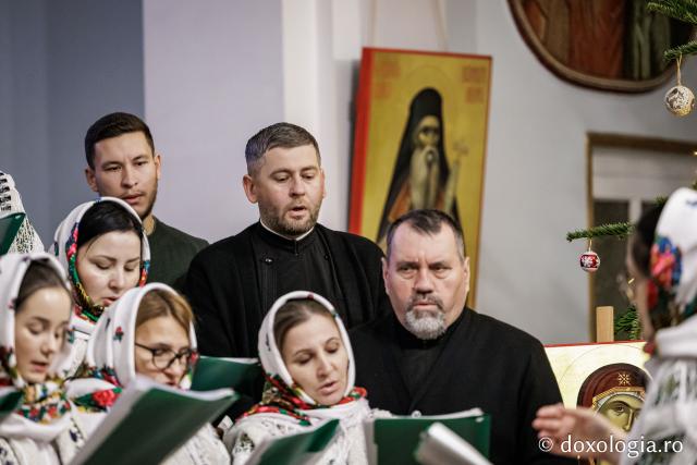 Corul Bucuria Credinței din Parohia Ciurea – Colindători la Reședința Mitropolitană 2025