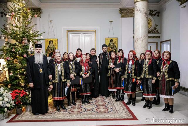 Parohia Focuri – Colindători la Reședința Mitropolitană 2025