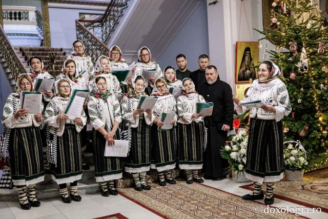 Corul Bucuria Credinței din Parohia Ciurea – Colindători la Reședința Mitropolitană 2025