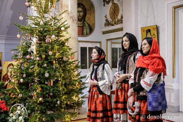 Pe aripi de colind – Colindători la Reședința Mitropolitană 2025