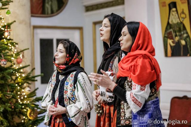 Pe aripi de colind – Colindători la Reședința Mitropolitană 2025