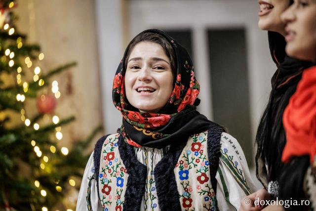 Pe aripi de colind – Colindători la Reședința Mitropolitană 2025