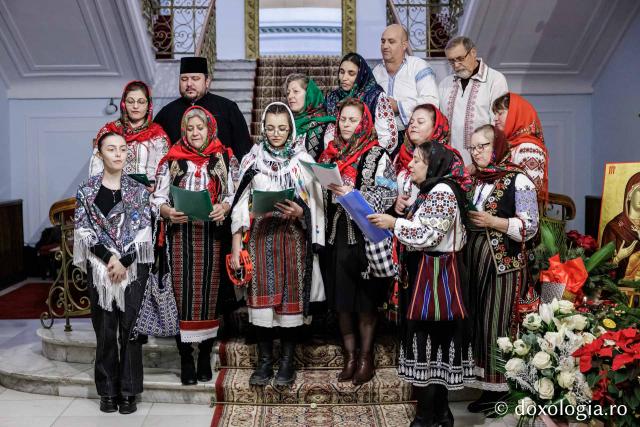 Parohia Tașca – Colindători la Reședința Mitropolitană 2025