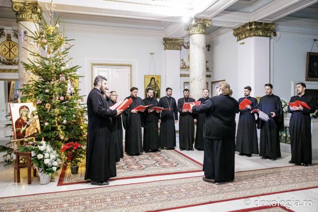 Corul Protopopiatului Iași 1 – Colindători la Reședința Mitropolitană 2025