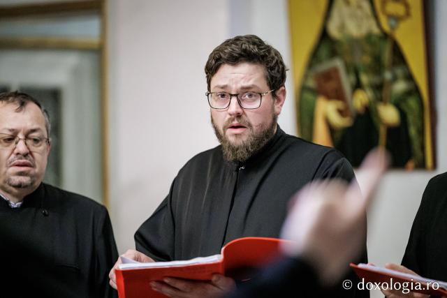 Corul Protopopiatului Iași 1 – Colindători la Reședința Mitropolitană 2025