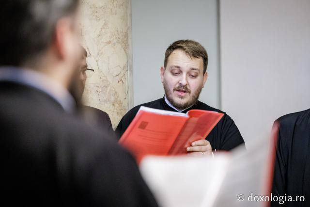 Corul Protopopiatului Iași 1 – Colindători la Reședința Mitropolitană 2025