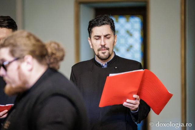 Corul Protopopiatului Iași 1 – Colindători la Reședința Mitropolitană 2025