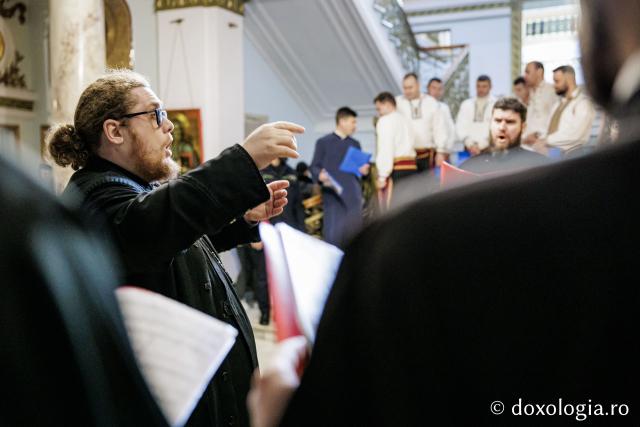 Corul Protopopiatului Iași 1 – Colindători la Reședința Mitropolitană 2025