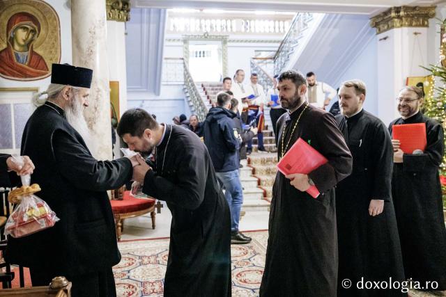 Corul Protopopiatului Iași 1 – Colindători la Reședința Mitropolitană 2025