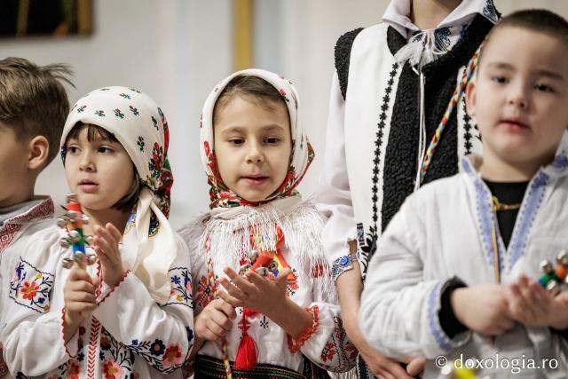 Grădinița nr. 16 din Iași – Colindători la Reședința Mitropolitană 2025