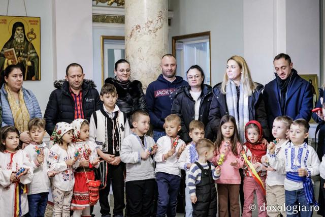 Grădinița nr. 16 din Iași – Colindători la Reședința Mitropolitană 2025