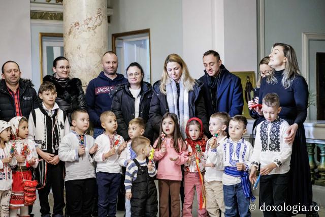 Grădinița nr. 16 din Iași – Colindători la Reședința Mitropolitană 2025