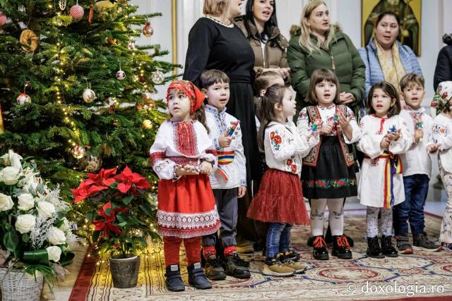 Grădinița nr. 16 din Iași – Colindători la Reședința Mitropolitană 2025