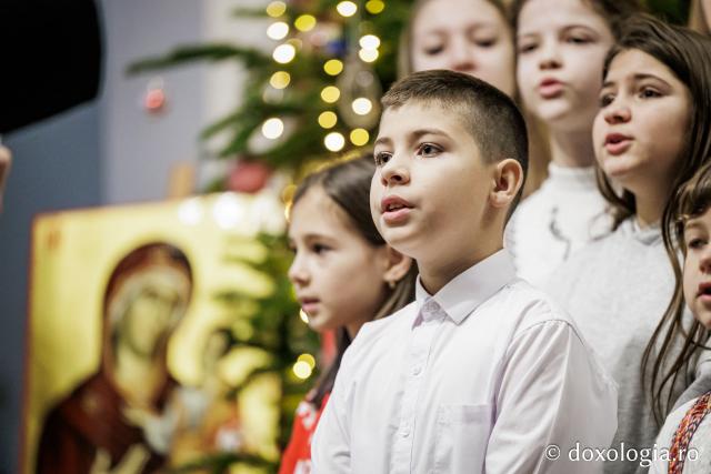 Parohia Movileni – Colindători la Reședința Mitropolitană 2025