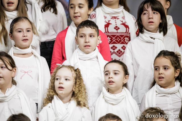 Parohia Tăutești – Colindători la Reședința Mitropolitană 2025