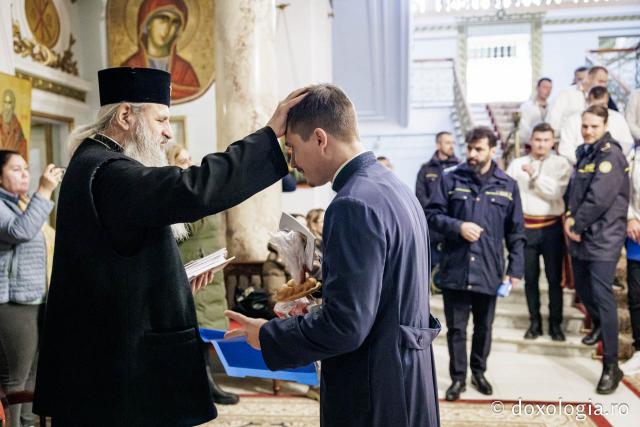 Penitenciarul Iași – Colindători la Reședința Mitropolitană 2025