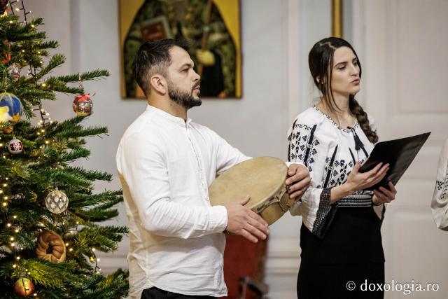 Grupul „Ai Mariei” – Colindători la Reședința Mitropolitană 2025