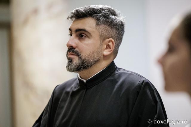 Parohia Miroslava I – Colindători la Reședința Mitropolitană 2025