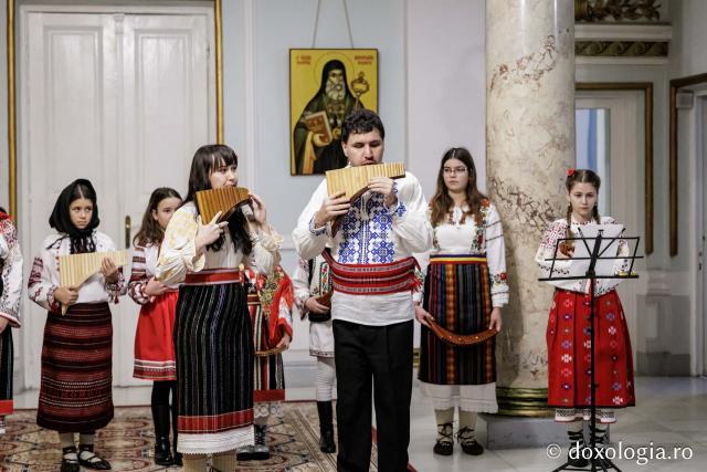 Ansamblu de nai – Colindători la Reședința Mitropolitană 2025