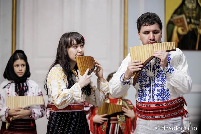 Ansamblu de nai – Colindători la Reședința Mitropolitană 2025