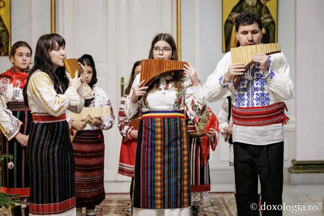 Ansamblu de nai – Colindători la Reședința Mitropolitană 2025