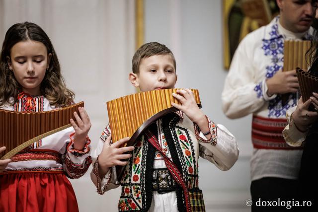 Ansamblu de nai – Colindători la Reședința Mitropolitană 2025